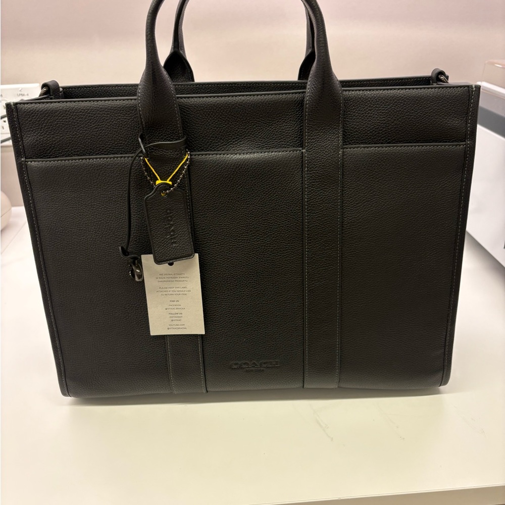 Coach Black Leather Wesley Tote bag (Men’s)